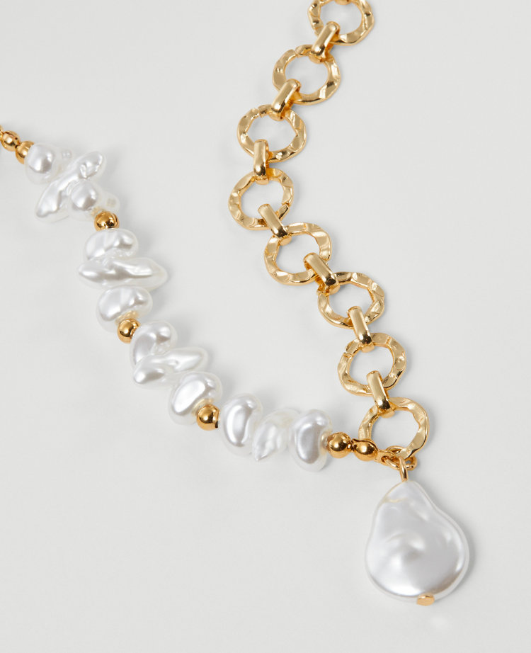 Mixed Pearl and Chain Necklace